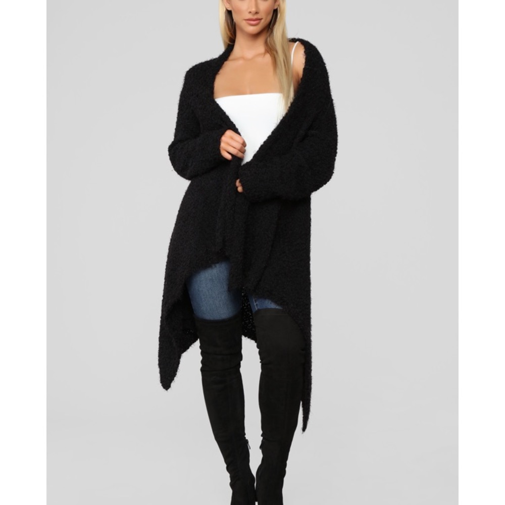 ❤️SOLD❤️Super Soft Black Fuzzy Cardigan - Picture 1 of 7